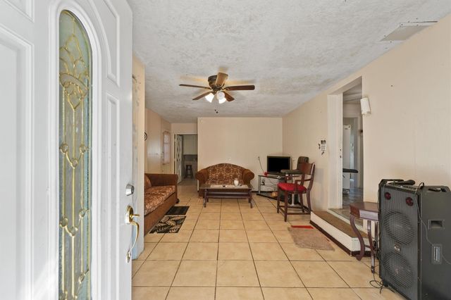 1608 Maiden Lane, Richmond, TX 77469