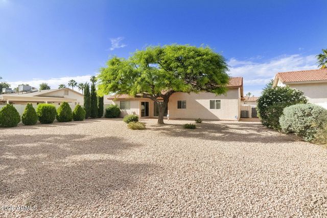 10313 E NAVAJO Place, Sun Lakes, AZ 85248