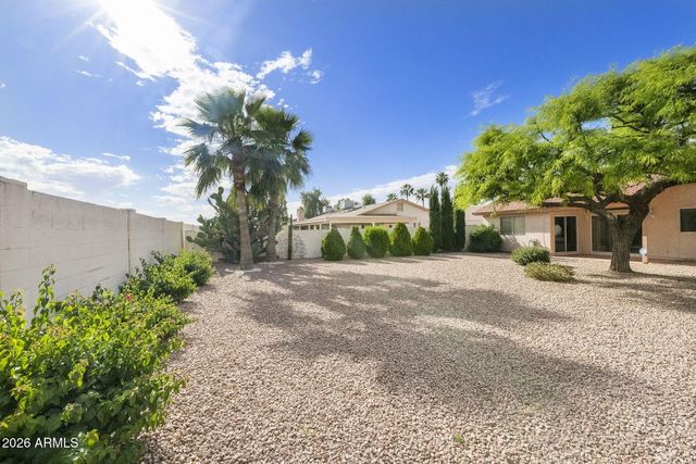 10313 E NAVAJO Place, Sun Lakes, AZ 85248