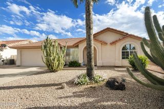 10313 E NAVAJO Place, Sun Lakes, AZ 85248