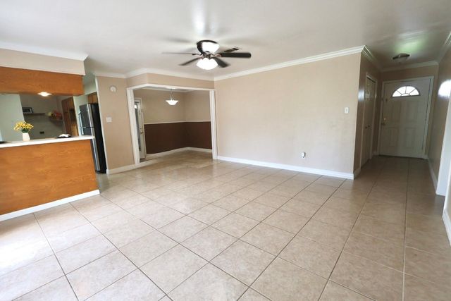1217 E Brown Lane, Deer Park, TX 77536