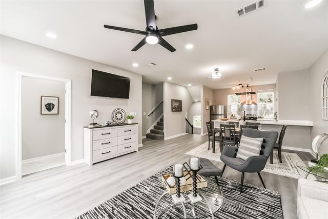 2519 Washington Street 111, Waller, TX 77484