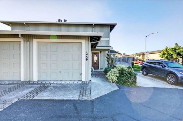 1459 Squire Court, Hollister, CA 95023