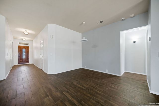 15806 BELLISTER ST, Selma, TX 78154