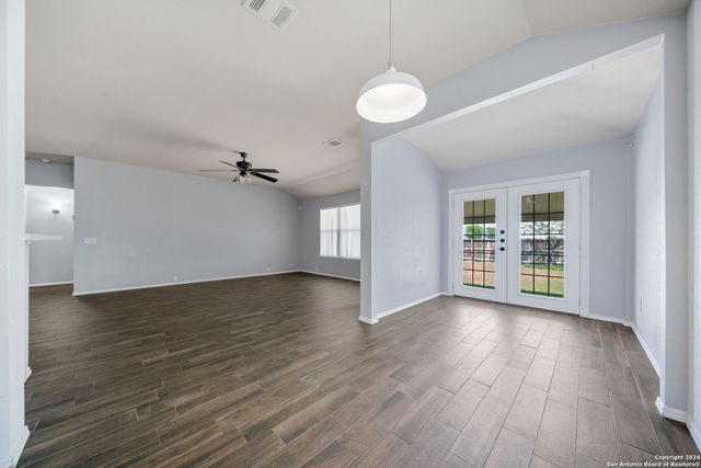 15806 BELLISTER ST, Selma, TX 78154