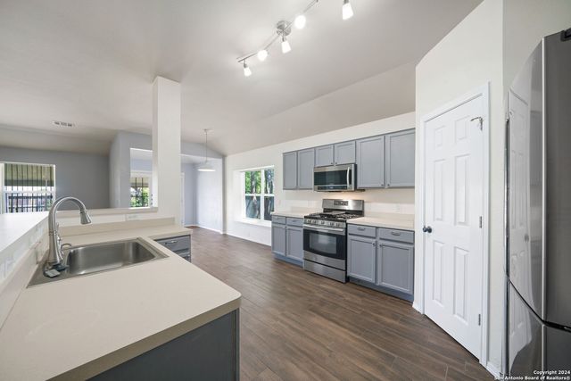 15806 BELLISTER ST, Selma, TX 78154