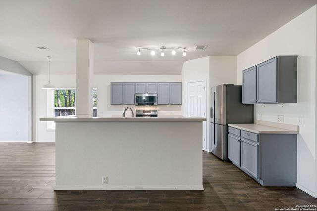 15806 BELLISTER ST, Selma, TX 78154