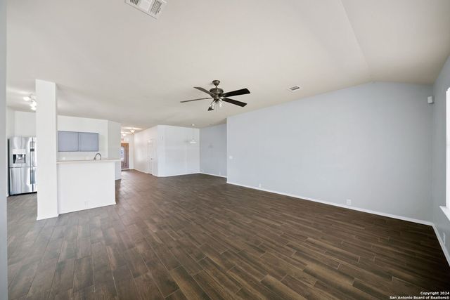 15806 BELLISTER ST, Selma, TX 78154