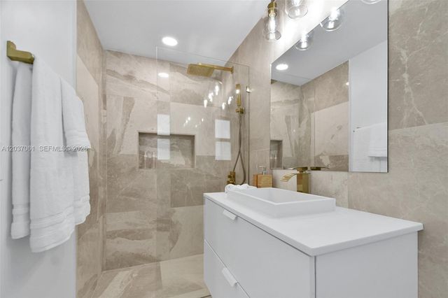 2195 SW 25th Ter, Miami, FL 33133
