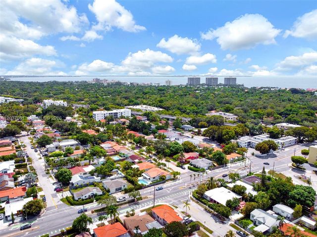 2195 SW 25th Ter, Miami, FL 33133