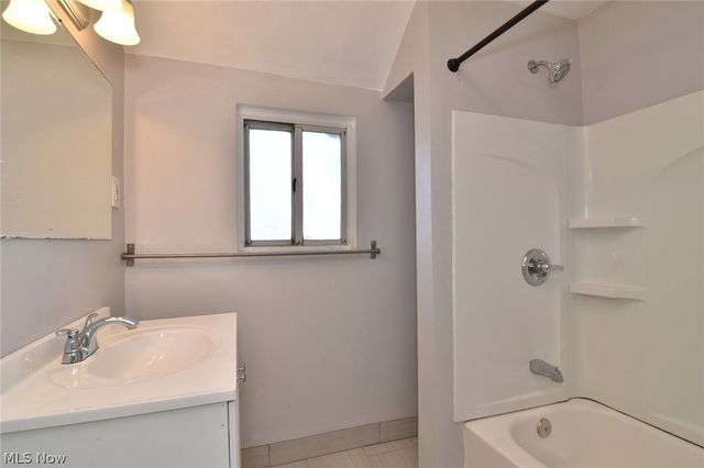 3017 Trowbridge Avenue, Cleveland, OH 44109