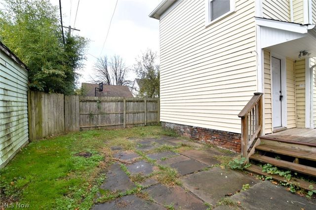 3017 Trowbridge Avenue, Cleveland, OH 44109