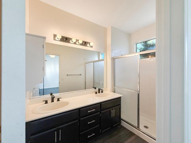 3027 Carousel Cir, Stockton, CA 95219