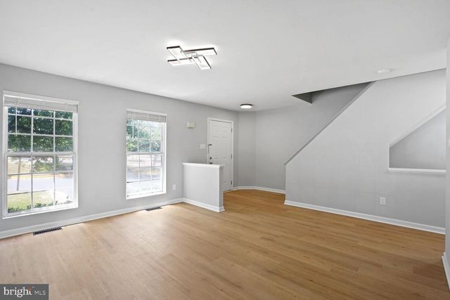 6146 KENDRA WAY, Centreville, VA 20121