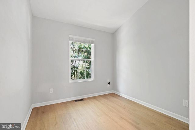 6146 KENDRA WAY, Centreville, VA 20121