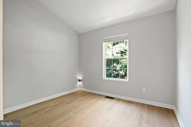 6146 KENDRA WAY, Centreville, VA 20121