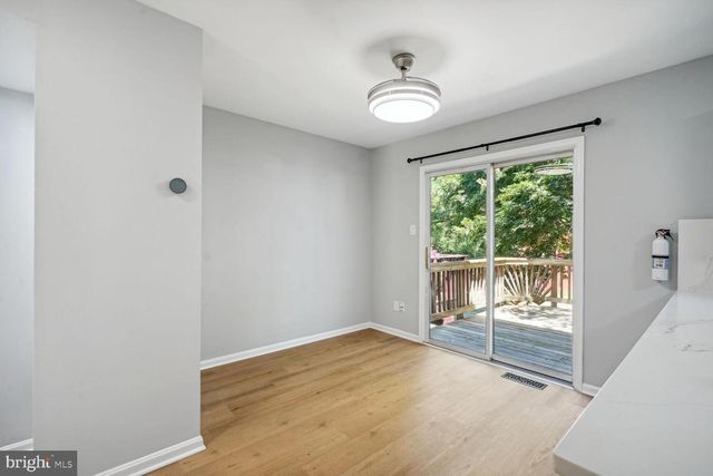 6146 KENDRA WAY, Centreville, VA 20121