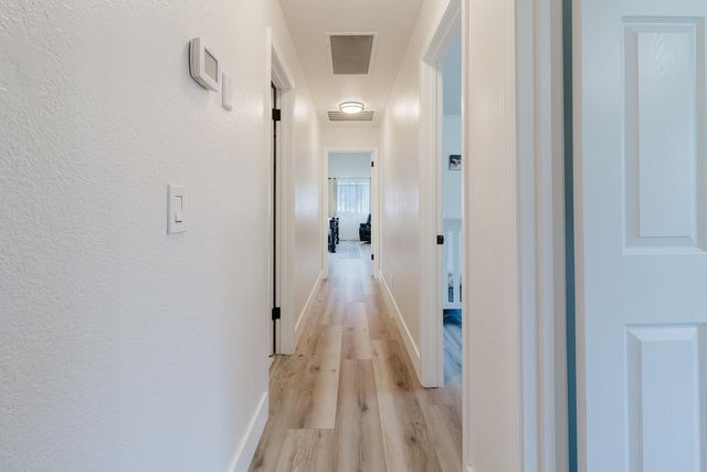 3414 Club Ln, Sacramento, CA 95821