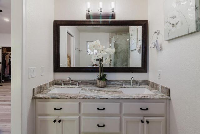 3414 Club Ln, Sacramento, CA 95821