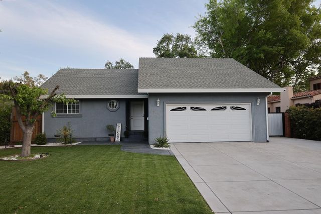 3414 Club Ln, Sacramento, CA 95821