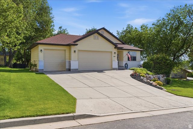 216 E APPALOOSA WAY, Willard, UT 84340