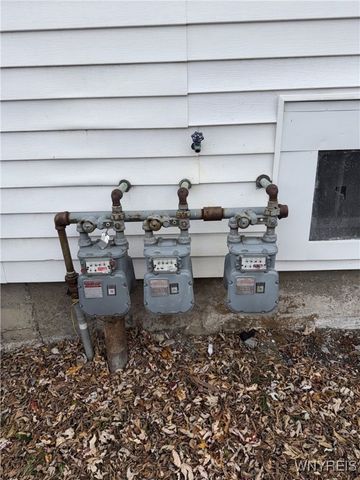 25 Kent Street, Hamburg, NY 14219