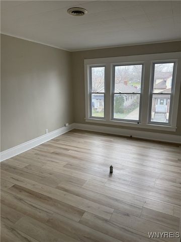 25 Kent Street, Hamburg, NY 14219