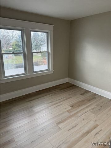 25 Kent Street, Hamburg, NY 14219