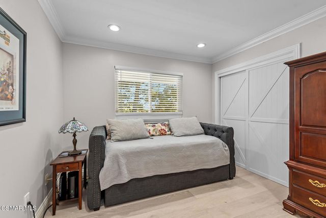 364 Longwood Court, Newbury Park, CA 91320