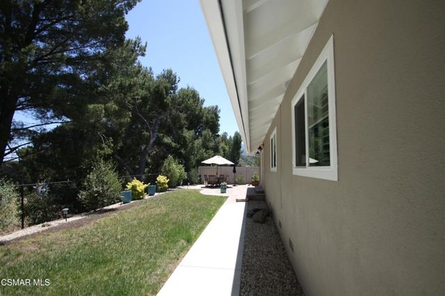 364 Longwood Court, Newbury Park, CA 91320