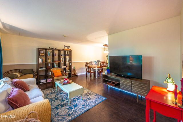 625 Dover Avenue, Mount Carmel, TN 37645