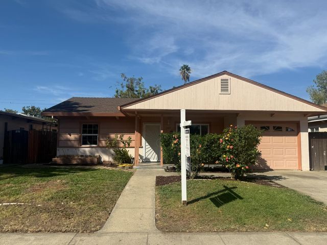 5420 70th St, Sacramento, CA 95820