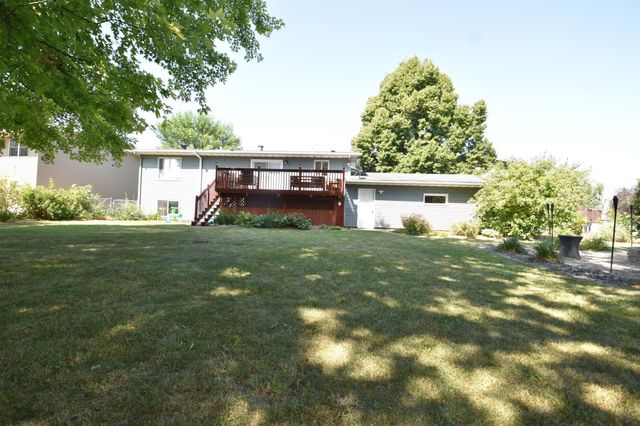 1224 20th Street N, Moorhead, MN 56560