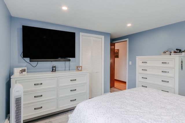 19 Miriam Road, Waltham, MA 02451