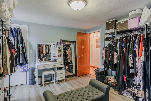 19 Miriam Road, Waltham, MA 02451