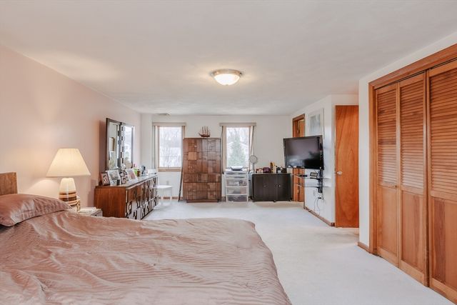 19 Miriam Road, Waltham, MA 02451