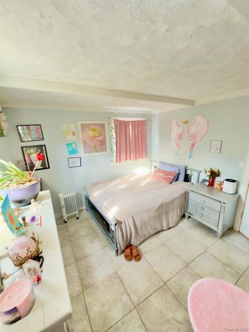 314 River Road, Shirley, NY 11967