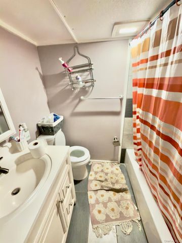 314 River Road, Shirley, NY 11967