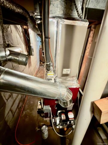 314 River Road, Shirley, NY 11967