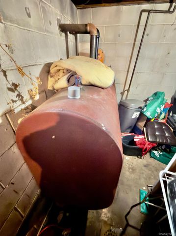 314 River Road, Shirley, NY 11967