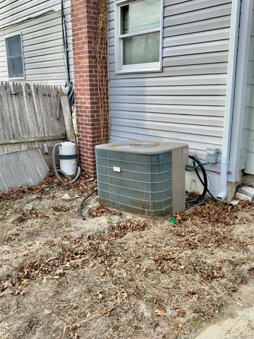 314 River Road, Shirley, NY 11967