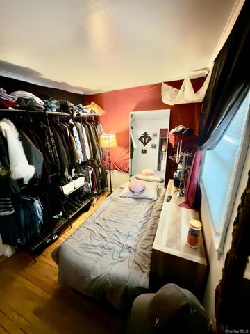 314 River Road, Shirley, NY 11967