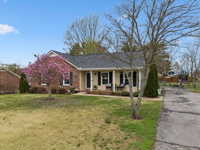 2014 Stonebrook Dr, Murfreesboro, TN 37128