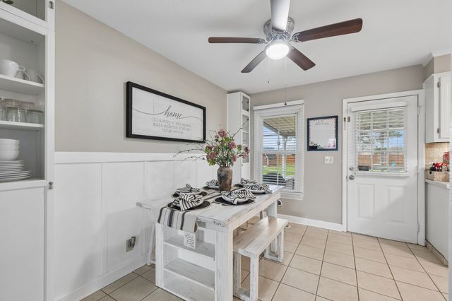 2014 Stonebrook Dr, Murfreesboro, TN 37128