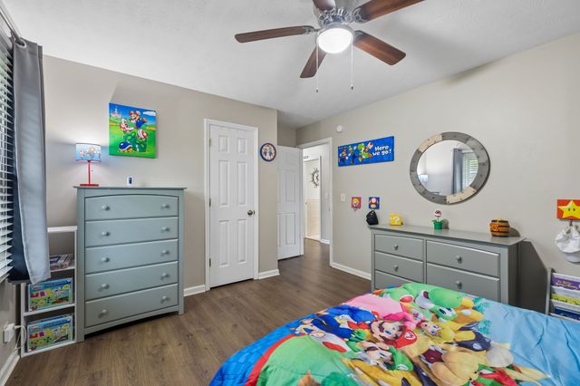 2014 Stonebrook Dr, Murfreesboro, TN 37128