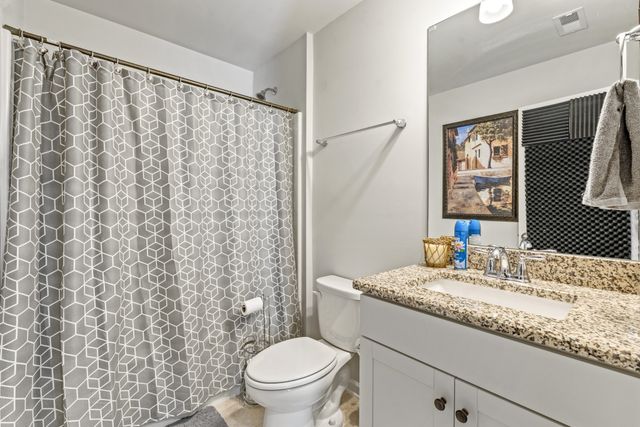 8048 Forest Hills Dr, Spring Hill, TN 37174
