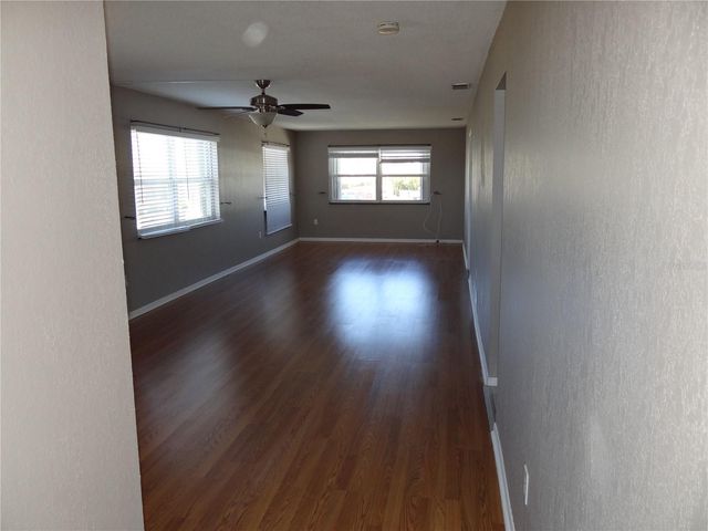 5357 81ST STREET N 14, St Petersburg, FL 33709