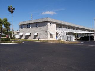 5357 81ST STREET N 14, St Petersburg, FL 33709