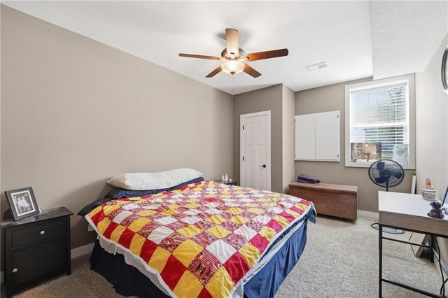 10509 N Hedges Avenue, Kansas City, MO 64157