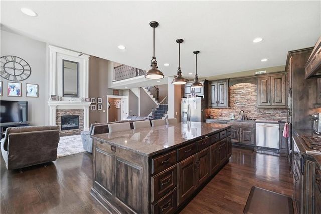 10509 N Hedges Avenue, Kansas City, MO 64157